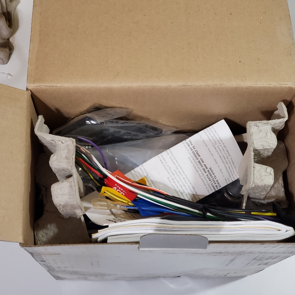 Stereo - Picture 8 of 13